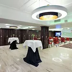 Golden Tulip Hotel 's-Hertogenbosch (Den Bosch)