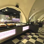 Golden Tulip Hotel