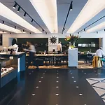 Hotel Golden Tulip 4*