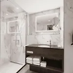 Golden Tulip 4*