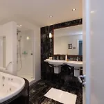 Golden Tulip Hotel