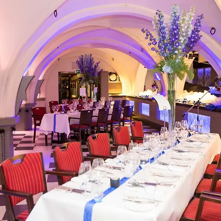 Golden Tulip Ден Бош