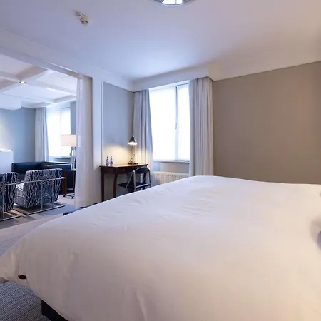 Golden Tulip Hotel