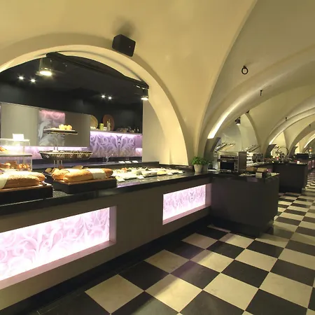 Golden Tulip Hotel