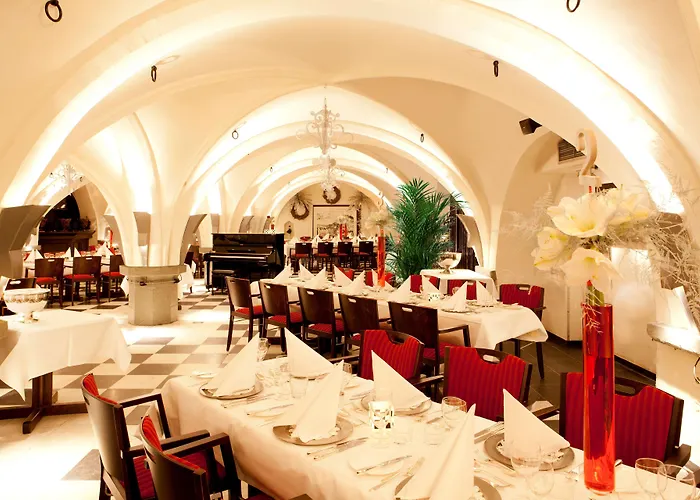 Golden Tulip Hotel 's-Hertogenbosch (Den Bosch)