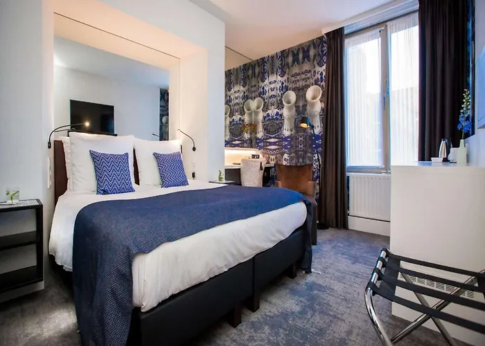 Hotel Golden Tulip 4*