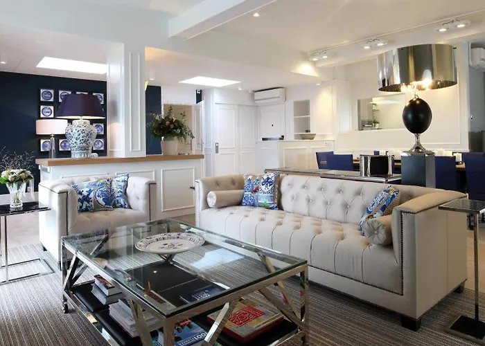 Golden Tulip Szálloda