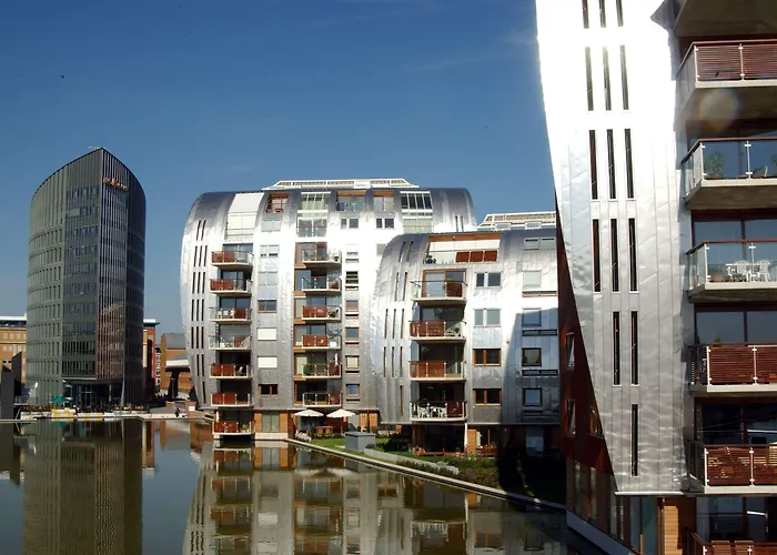 Golden Tulip Hotell 4*