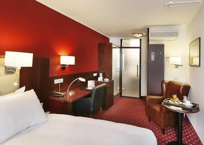 Hotell Golden Tulip 's-Hertogenbosch (Den Bosch)